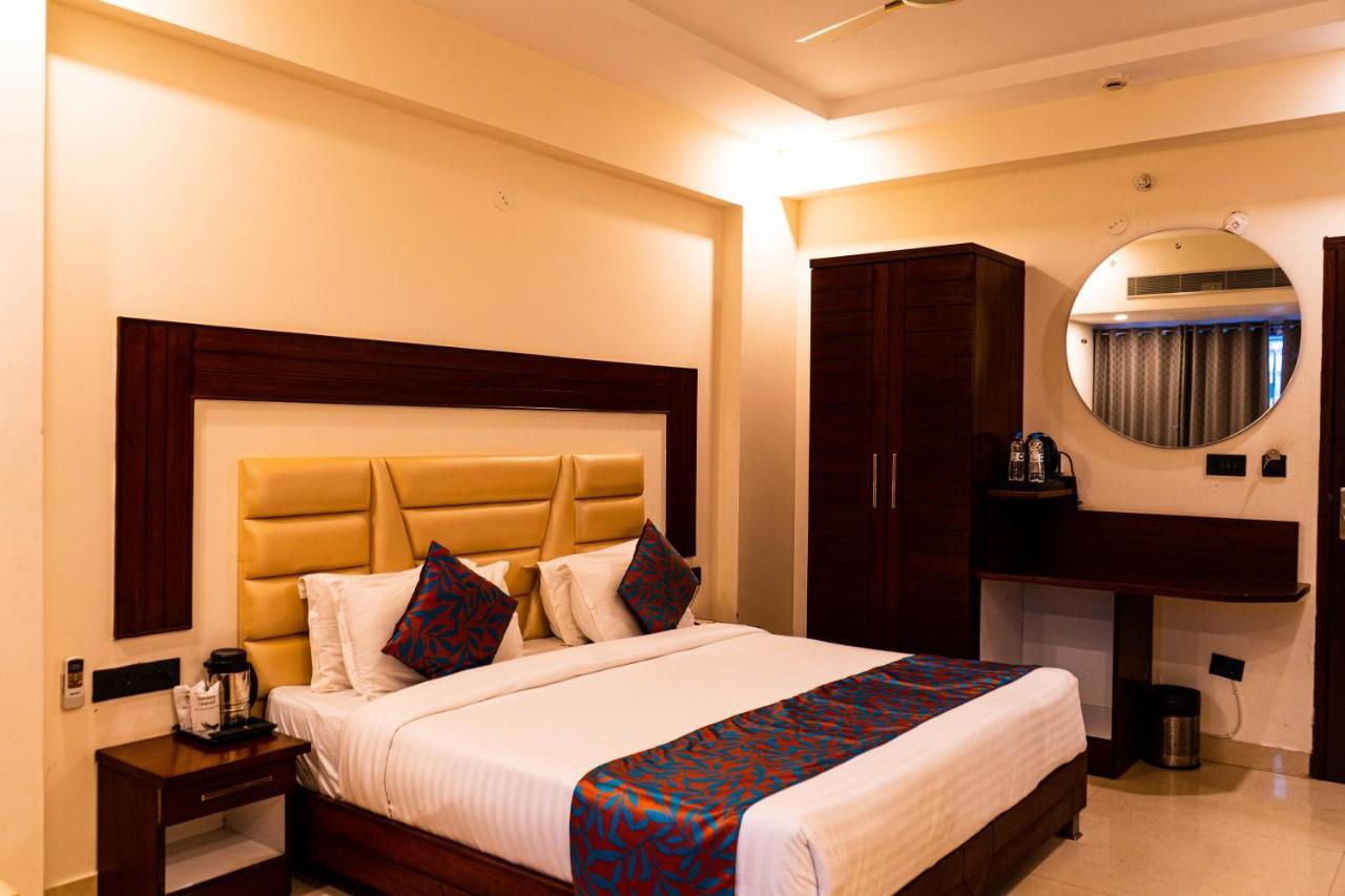 Hotel Doon'S Pride Dehradun Exterior photo